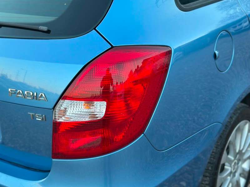2013 SKODA FABIA 2013 SKODA FABIA