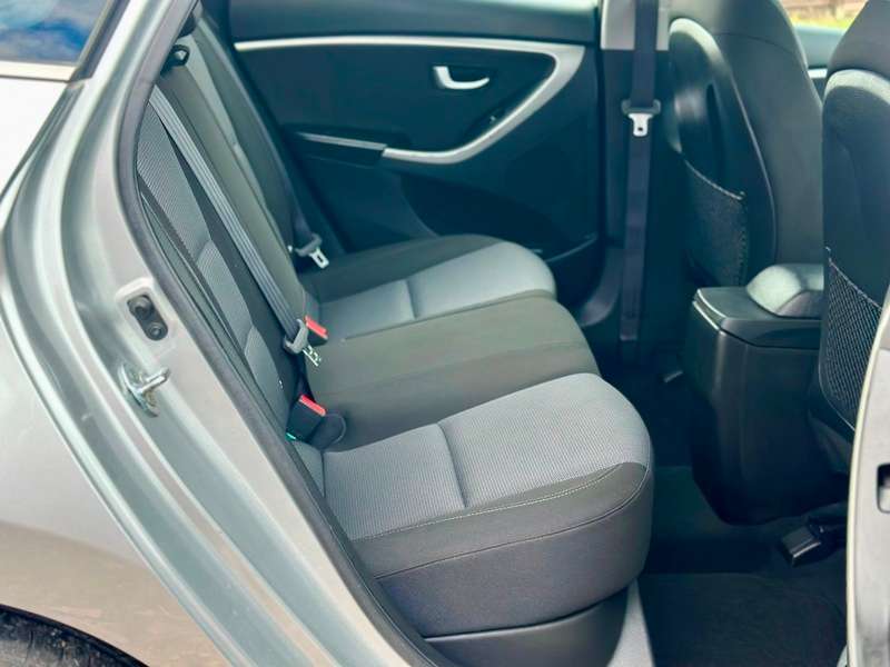 2015 HYUNDAI I30 2015 HYUNDAI I30