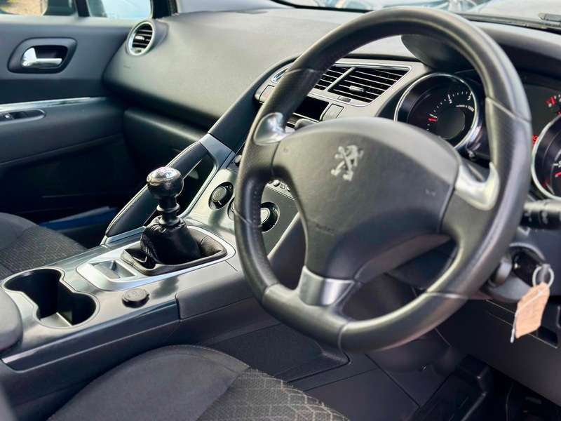 2015 PEUGEOT 3008 2015 PEUGEOT 3008