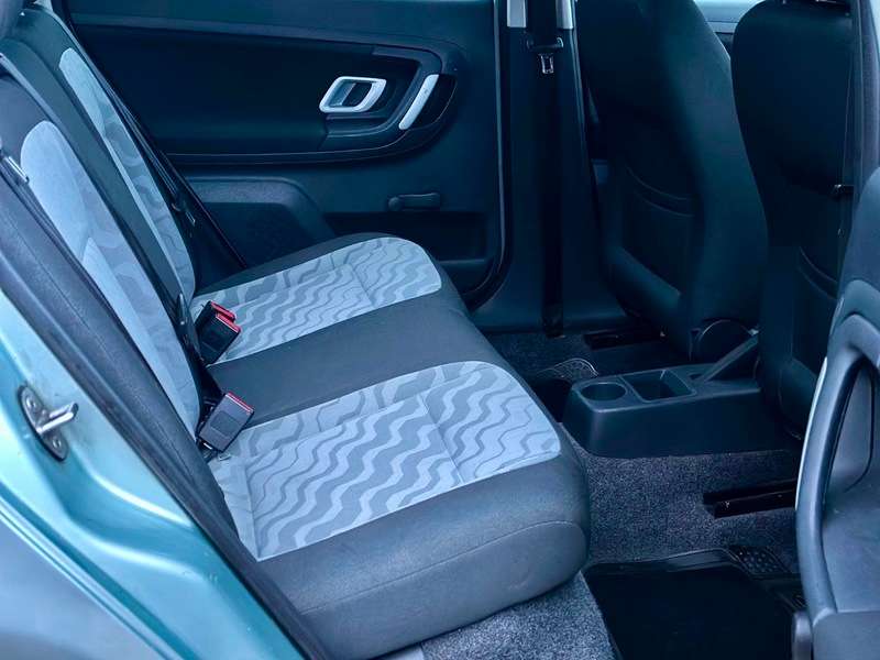 2010 SKODA FABIA 2010 SKODA FABIA