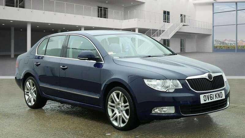 A 2011 SKODA SUPERB ELEGANCE TDI CR A 2011 SKODA SUPERB ELEGANCE TDI CR
