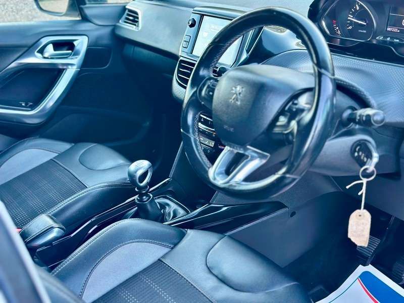 2016 PEUGEOT 2008 2016 PEUGEOT 2008