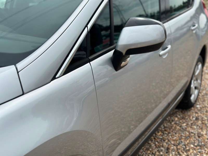 2013 PEUGEOT 3008 2013 PEUGEOT 3008