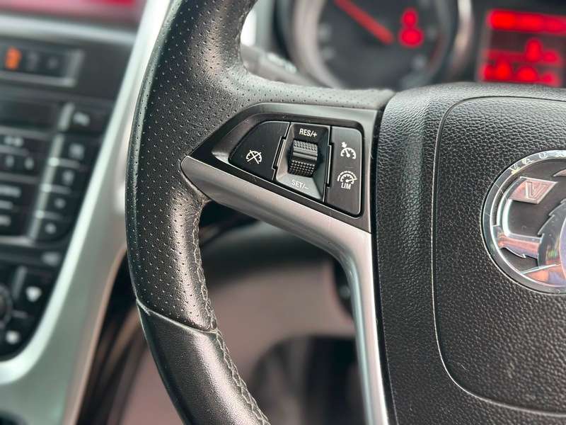 2013 VAUXHALL ASTRA 2013 VAUXHALL ASTRA