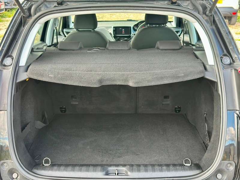 2015 PEUGEOT 2008 2015 PEUGEOT 2008