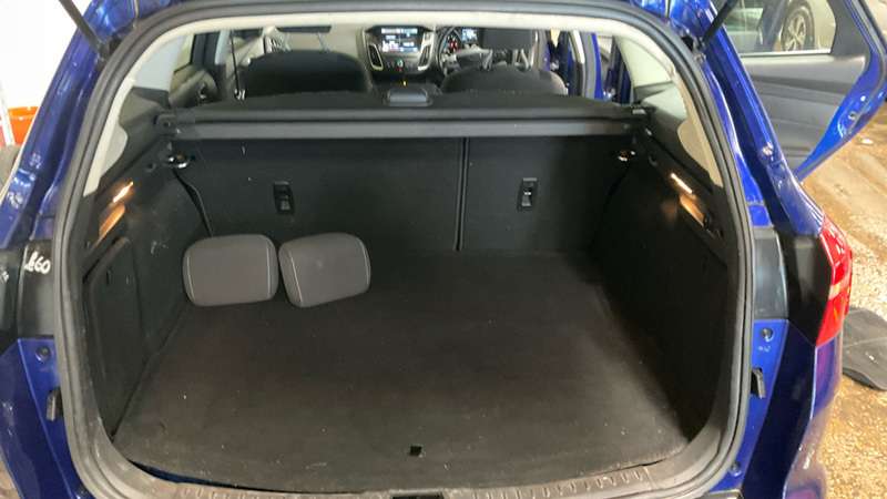 A 2016 FORD FOCUS ZETEC TDCI A 2016 FORD FOCUS ZETEC TDCI