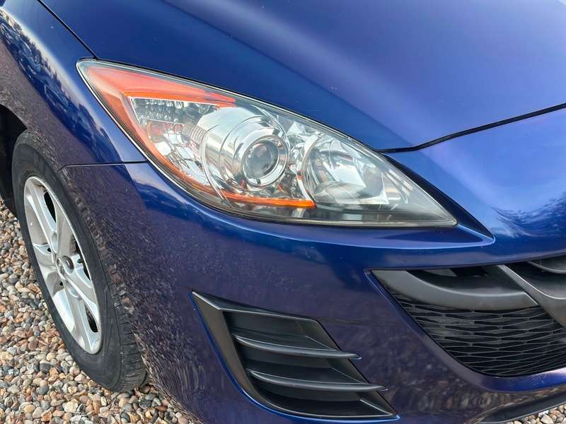 A 2009 MAZDA 3 TS A 2009 MAZDA 3 TS