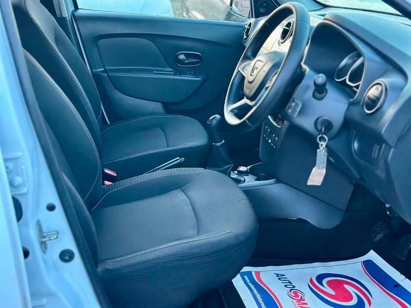 2017 DACIA SANDERO 2017 DACIA SANDERO