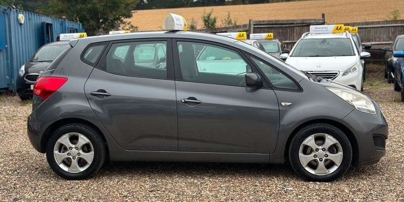 2010 KIA VENGA 2010 KIA VENGA