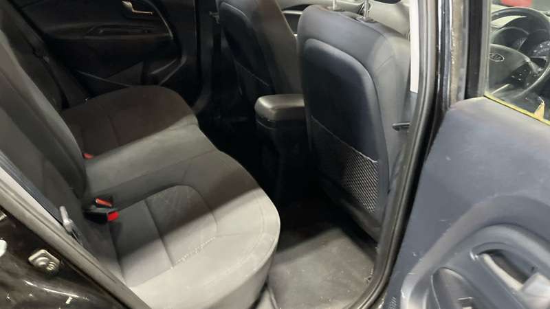 2011 KIA RIO 2011 KIA RIO