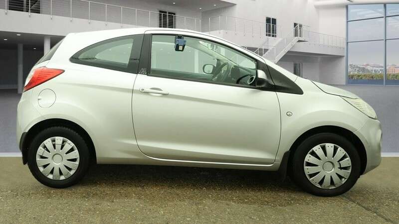 A 2012 FORD KA EDGE A 2012 FORD KA EDGE