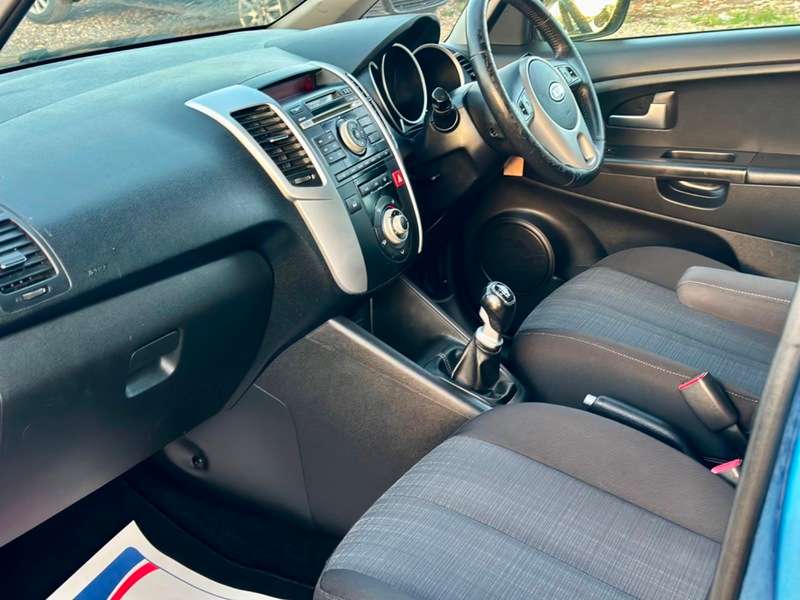 2010 KIA VENGA 2010 KIA VENGA