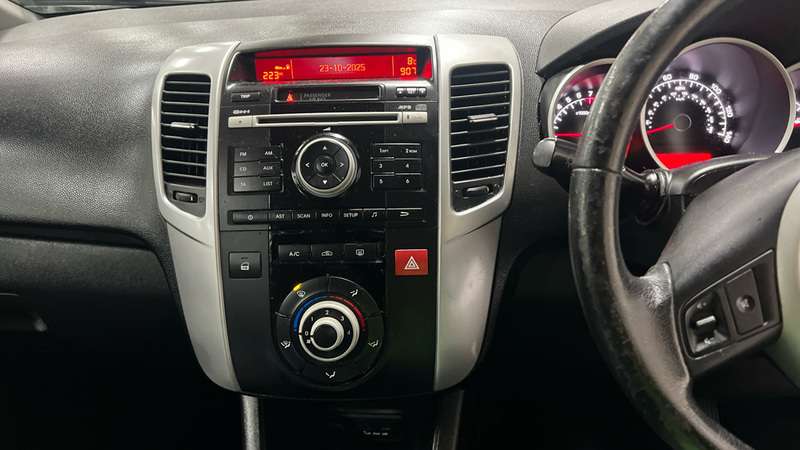 2010 KIA VENGA 2010 KIA VENGA