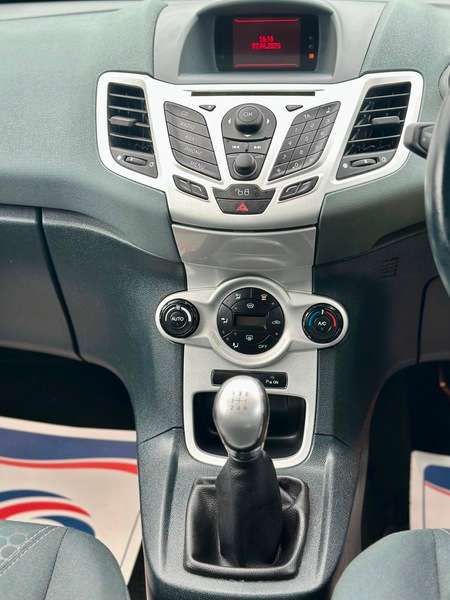 2010 FORD FIESTA 2010 FORD FIESTA