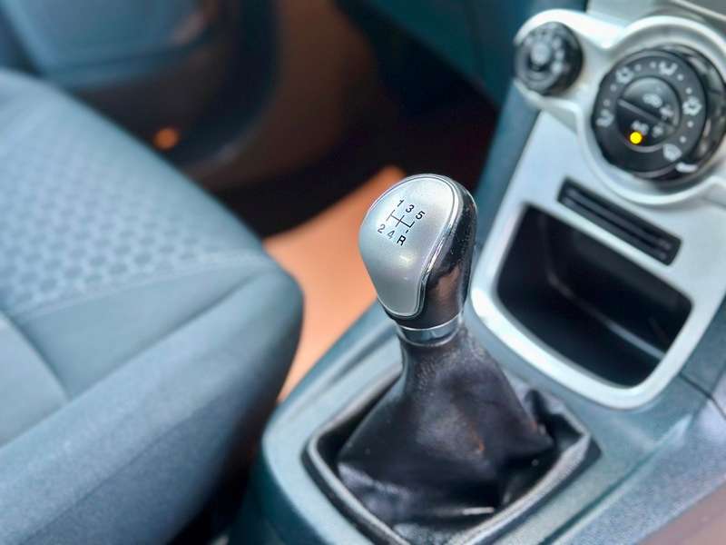 2010 FORD FIESTA 2010 FORD FIESTA