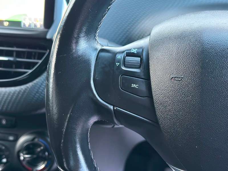 2015 PEUGEOT 208 2015 PEUGEOT 208