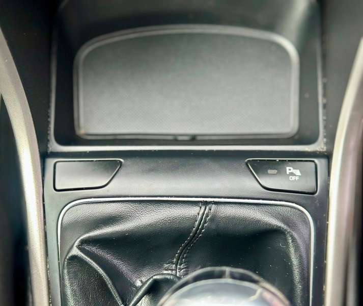 2015 HYUNDAI I30 2015 HYUNDAI I30
