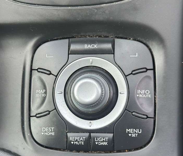 2010 RENAULT MEGANE 2010 RENAULT MEGANE
