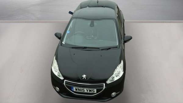 A 2015 PEUGEOT 208 ALLURE A 2015 PEUGEOT 208 ALLURE