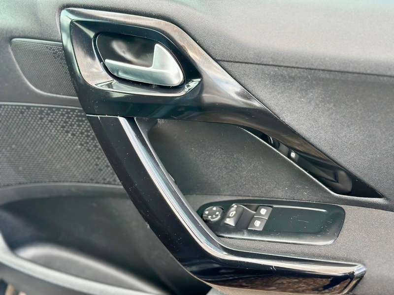 2016 PEUGEOT 208 2016 PEUGEOT 208