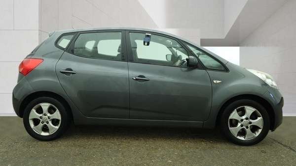 2010 KIA VENGA 2010 KIA VENGA