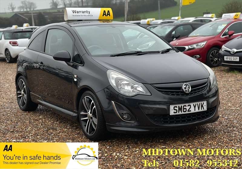 A 2013 VAUXHALL CORSA BLACK EDITION A 2013 VAUXHALL CORSA BLACK EDITION