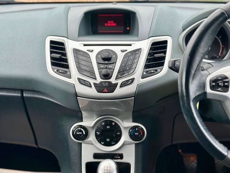 2010 FORD FIESTA 2010 FORD FIESTA