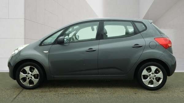 2010 KIA VENGA 2010 KIA VENGA