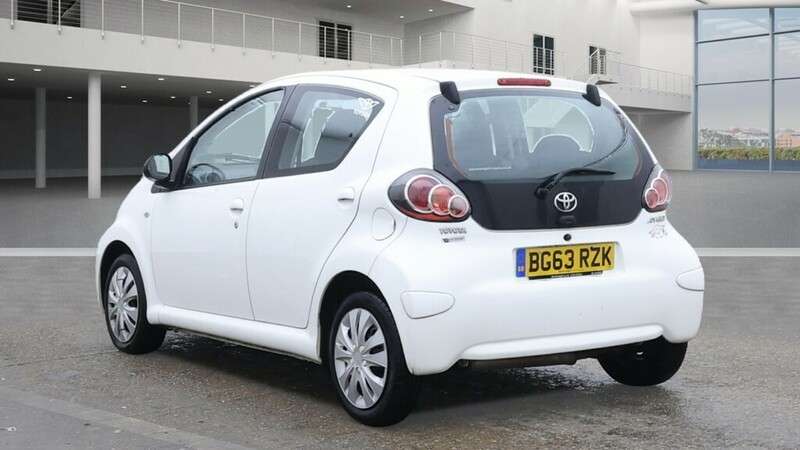 2013 TOYOTA AYGO 2013 TOYOTA AYGO