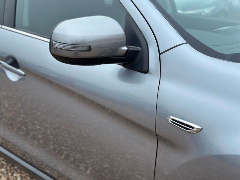 2015 MITSUBISHI ASX 2015 MITSUBISHI ASX