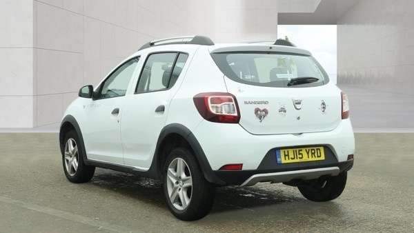 2015 DACIA SANDERO 2015 DACIA SANDERO