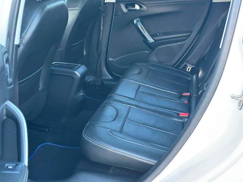 2013 PEUGEOT 2008 2013 PEUGEOT 2008