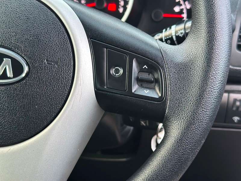 2012 KIA VENGA 2012 KIA VENGA