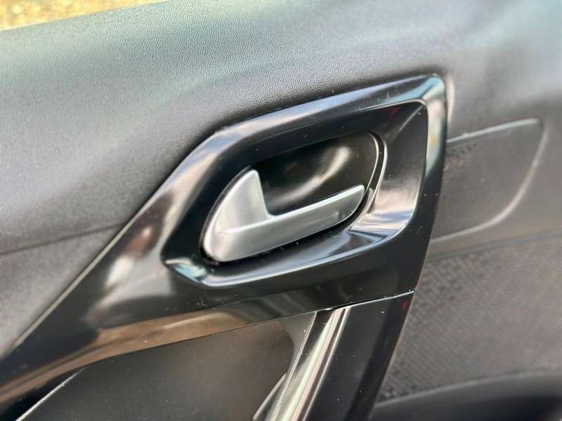 2016 PEUGEOT 208 2016 PEUGEOT 208