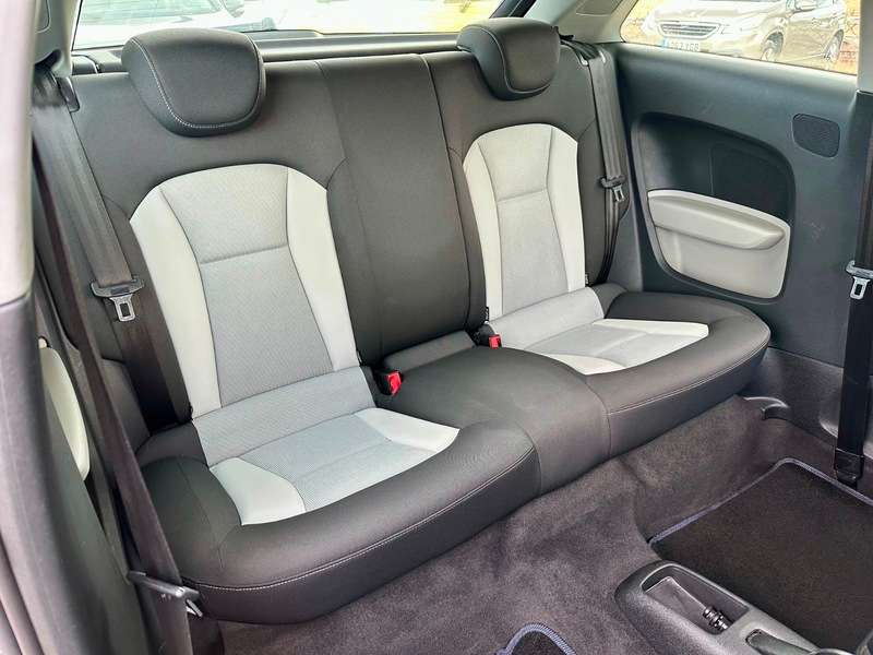2011 AUDI A1 2011 AUDI A1