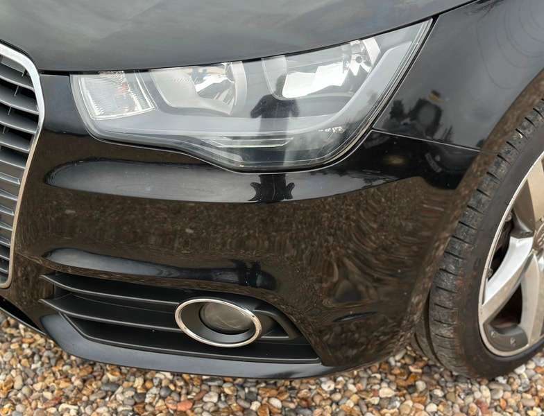 A 2011 AUDI A1 TDI SPORT A 2011 AUDI A1 TDI SPORT