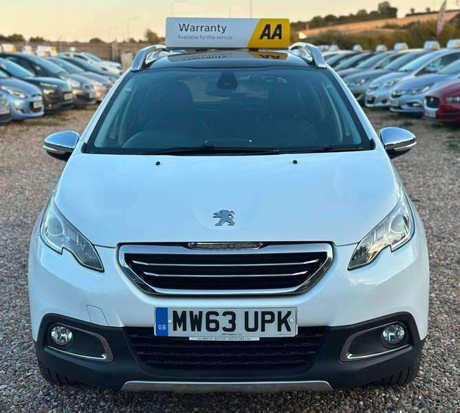 A 2013 PEUGEOT 2008 FELINE MISTRAL A 2013 PEUGEOT 2008 FELINE MISTRAL