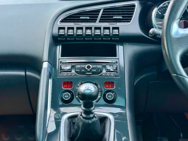 2014 PEUGEOT 3008 2014 PEUGEOT 3008