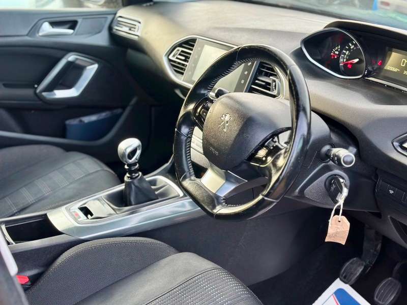 2016 PEUGEOT 308 2016 PEUGEOT 308