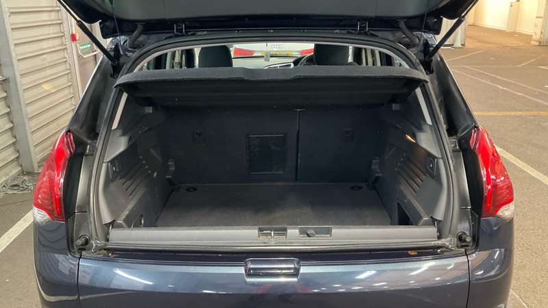 2015 PEUGEOT 3008 2015 PEUGEOT 3008