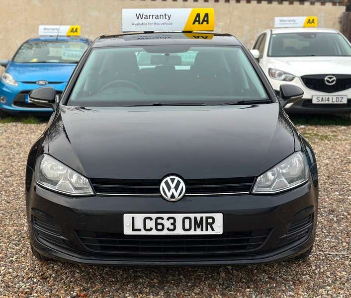 A 2014 VOLKSWAGEN GOLF S TDI BLUEMOTION TECHNOLOGY A 2014 VOLKSWAGEN GOLF S TDI BLUEMOTION TECHNOLOGY