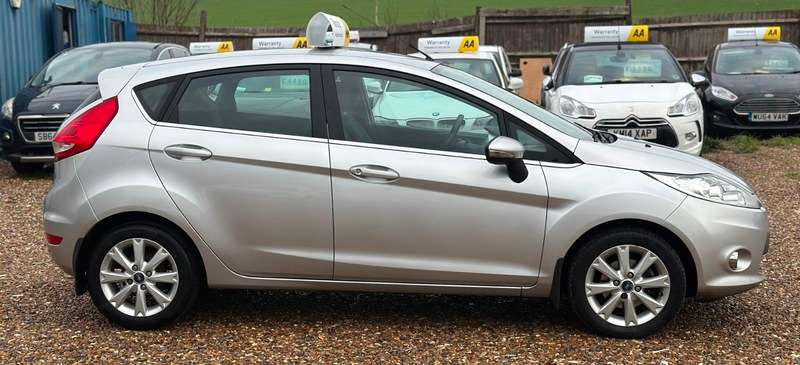 2010 FORD FIESTA 2010 FORD FIESTA