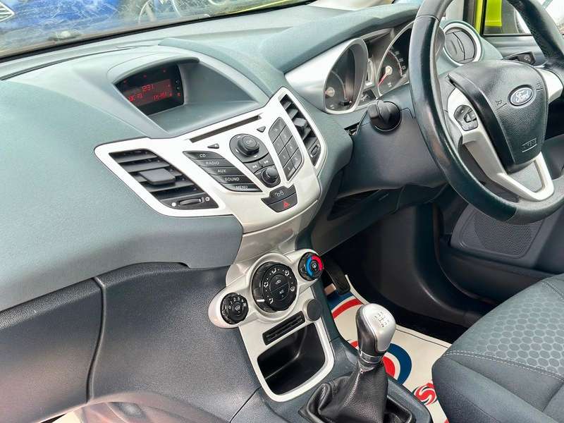 2010 FORD FIESTA 2010 FORD FIESTA