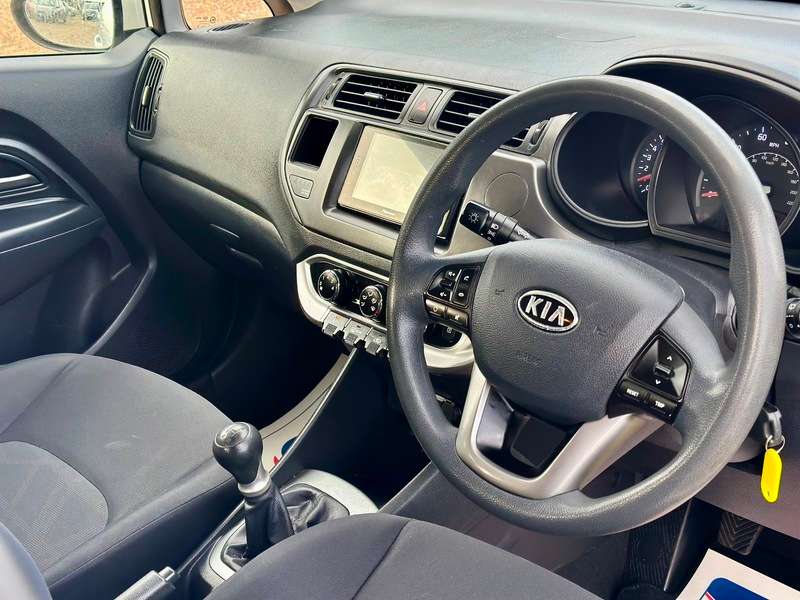 2012 KIA RIO 2012 KIA RIO