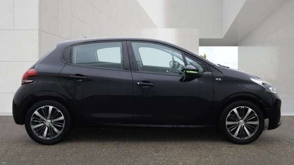 2016 PEUGEOT 208 2016 PEUGEOT 208