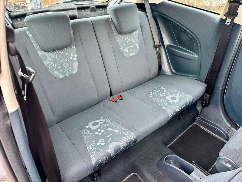 2012 FORD KA 2012 FORD KA