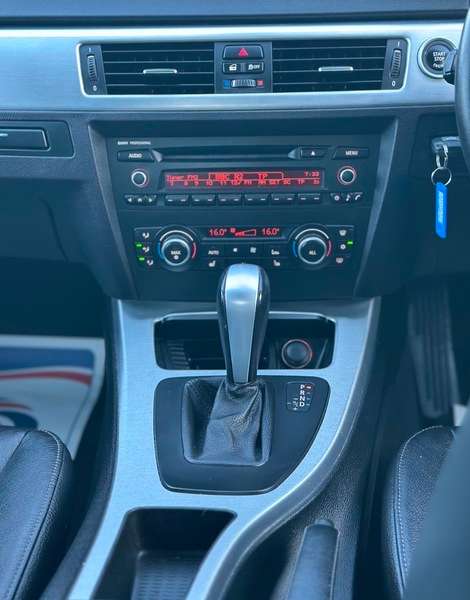 2011 BMW 3 SERIES 2011 BMW 3 SERIES