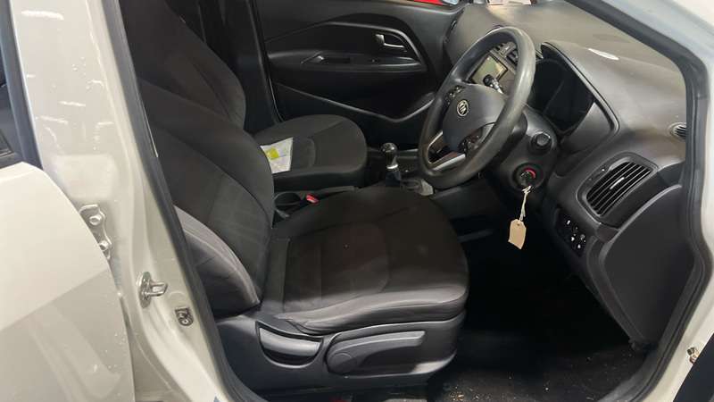 2012 KIA RIO 2012 KIA RIO