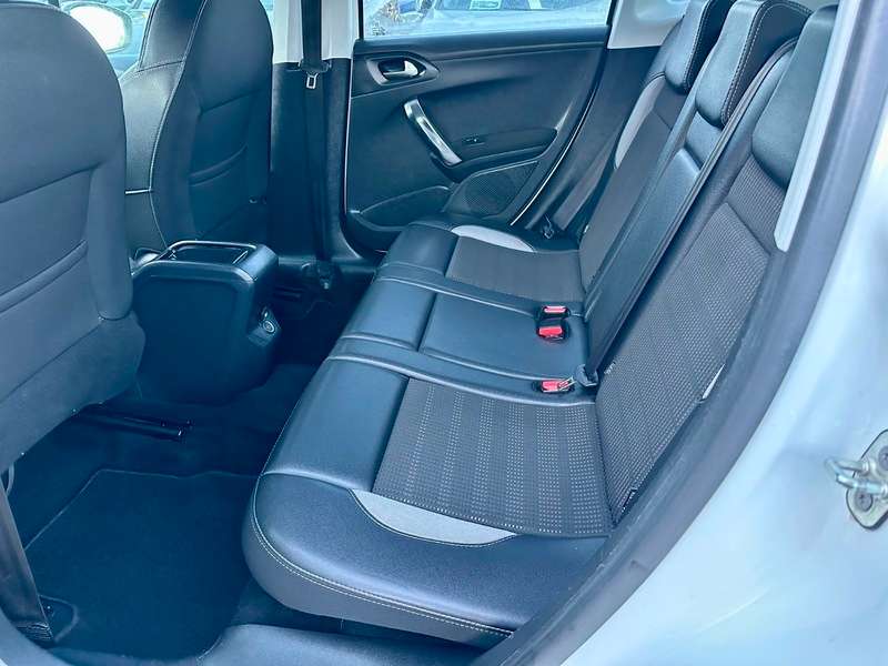 2016 PEUGEOT 2008 2016 PEUGEOT 2008