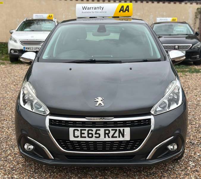 A 2015 PEUGEOT 208 BLUE HDI S/S ALLURE A 2015 PEUGEOT 208 BLUE HDI S/S ALLURE